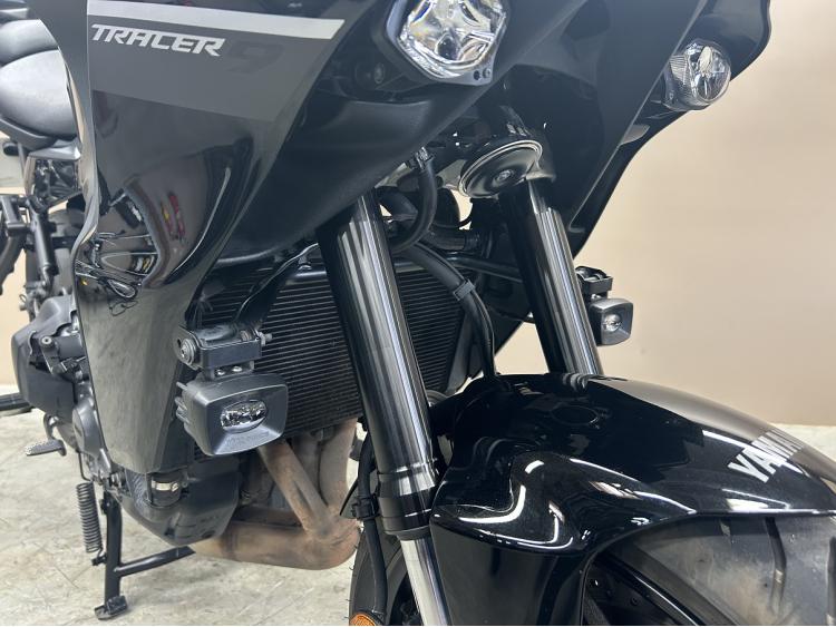 YAMAHA TRACER 9