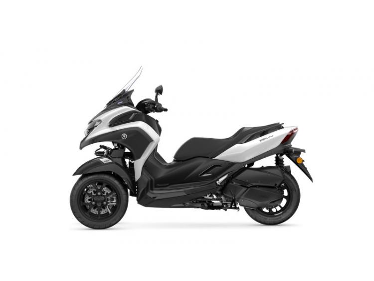 YAMAHA TRICITY 300