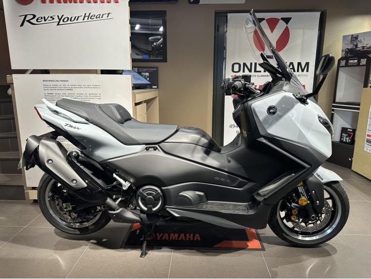 YAMAHA T-MAX 560 TECH MAX