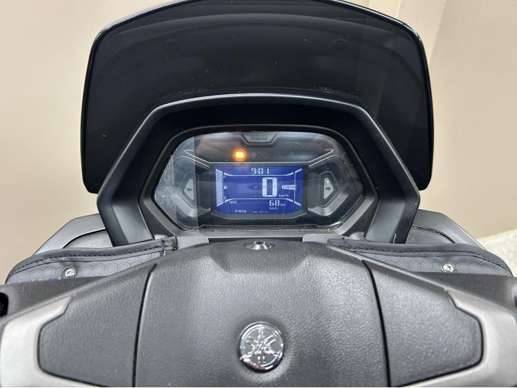 YAMAHA NMAX 125